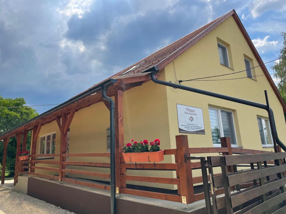 Venusz Ueduelocentrum Tiszacsege Zewnętrze zdjęcie